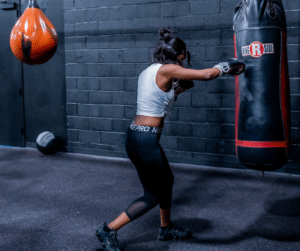Boxtraining zum aufwärmen vorm Muskeltraining 2